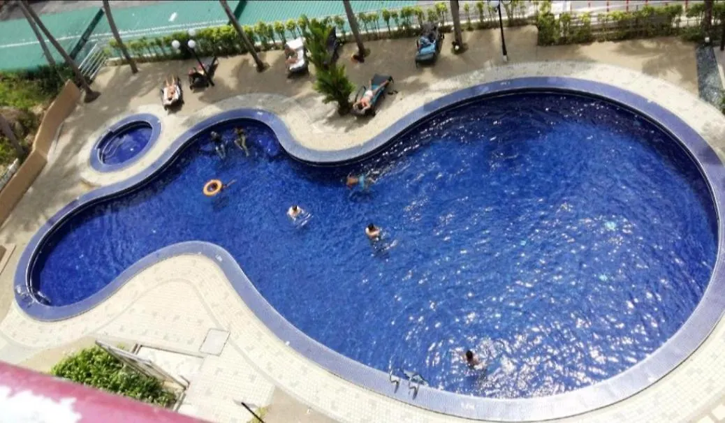 Apartment Executives Pantai Seaview Batu Ferringhi 2704 - 2 Bedrooms