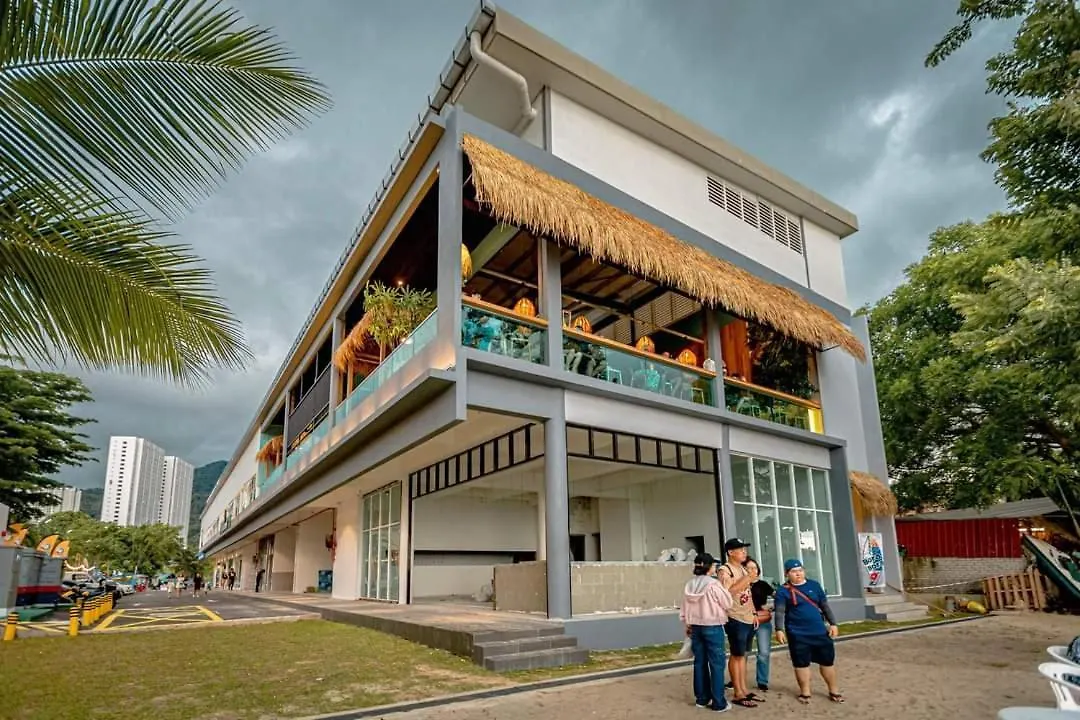 Apartment Executives Pantai Seaview Batu Ferringhi 2704 - 2 Bedrooms